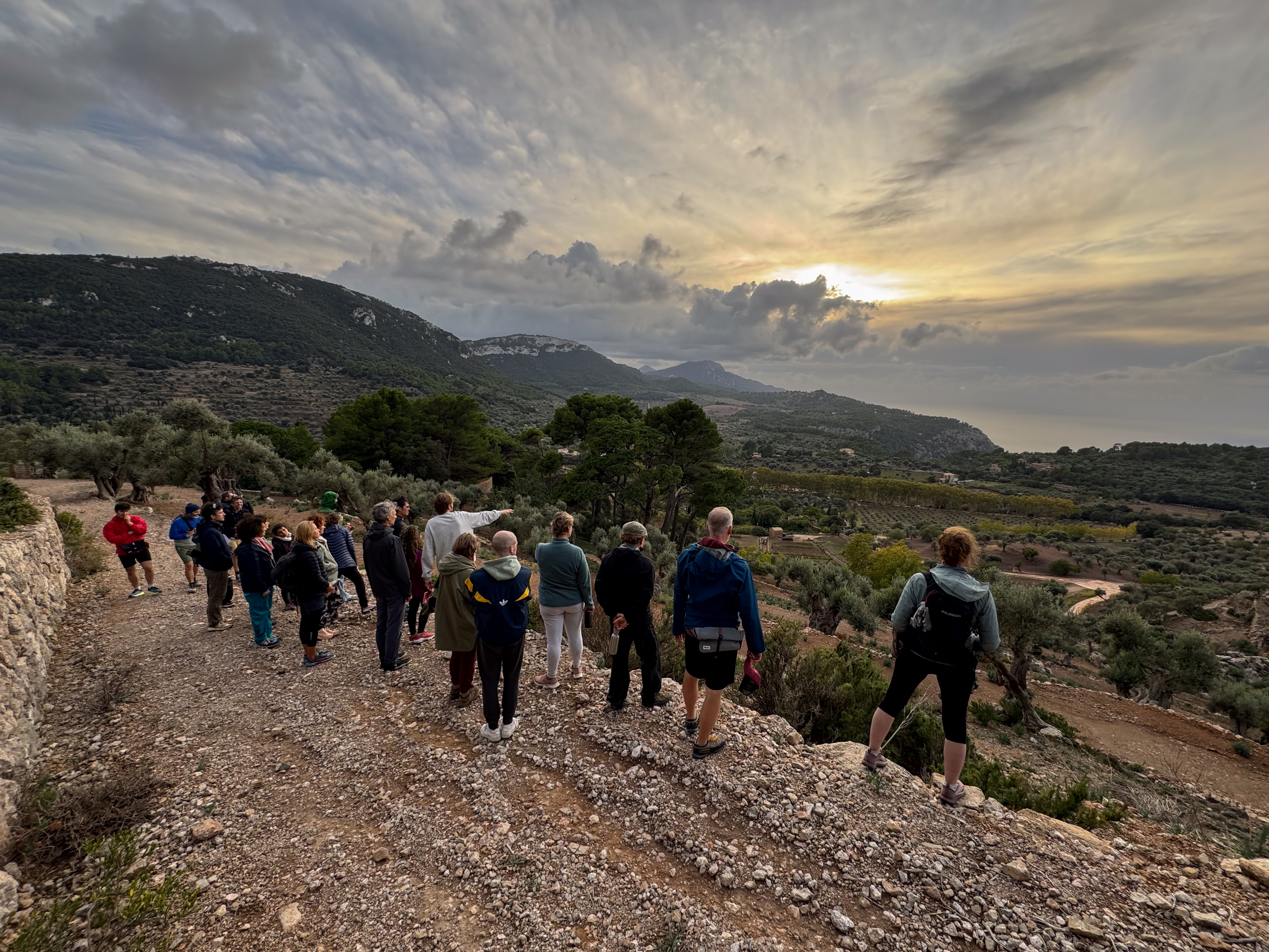 DRRS students in front of Monte Viso